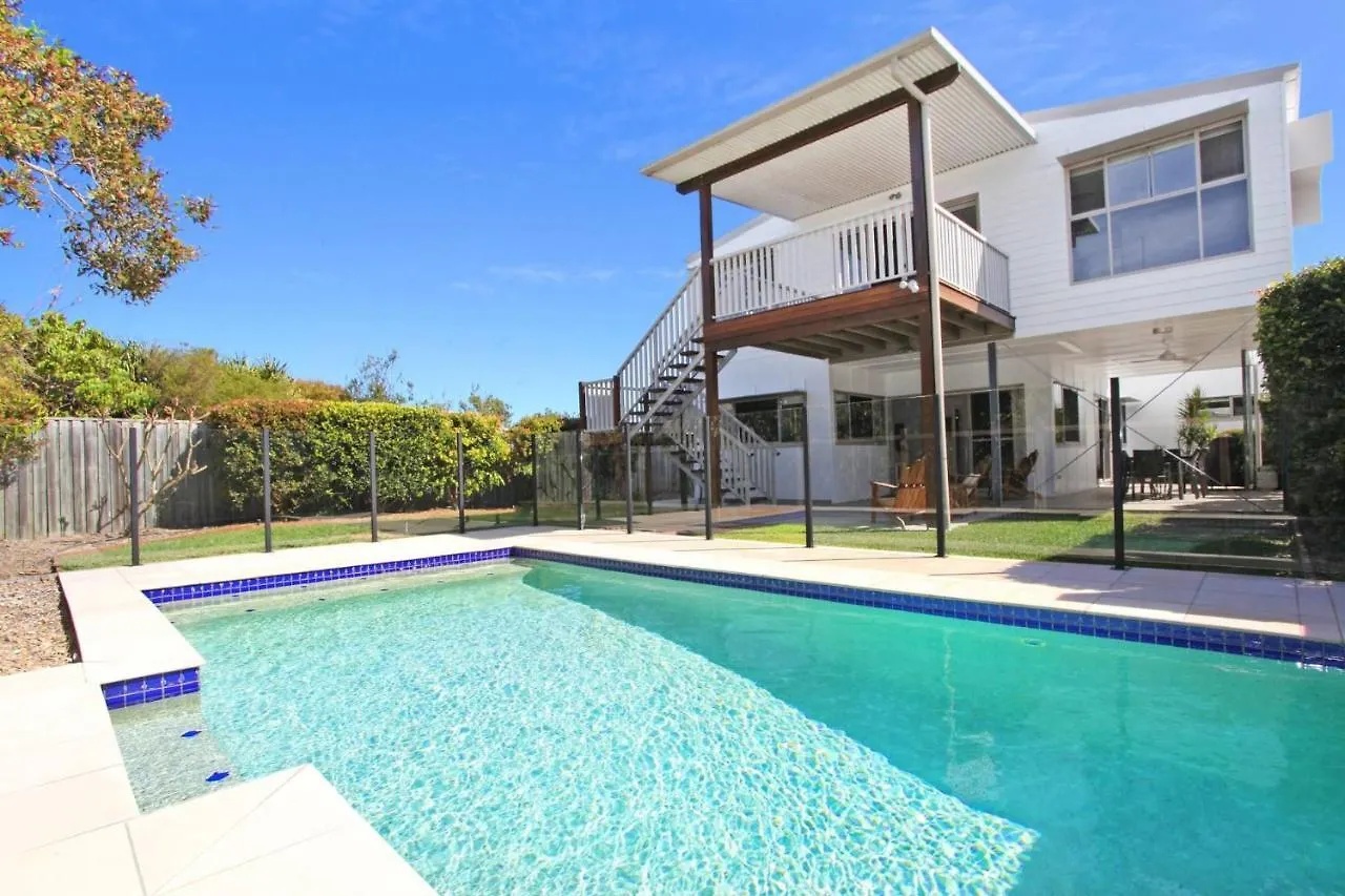 Holiday home 15 Wave Crescent Villa Marcoola