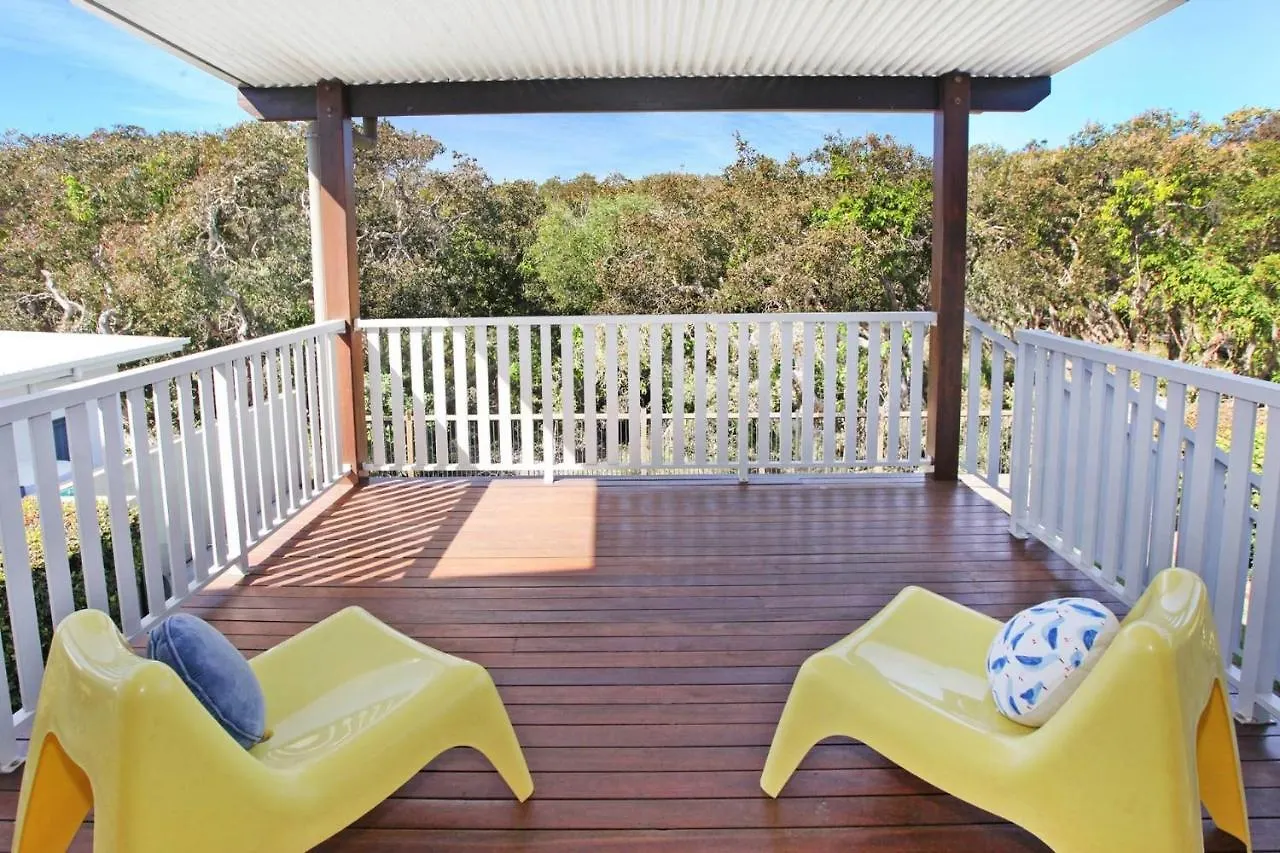 Holiday home 15 Wave Crescent Villa Marcoola